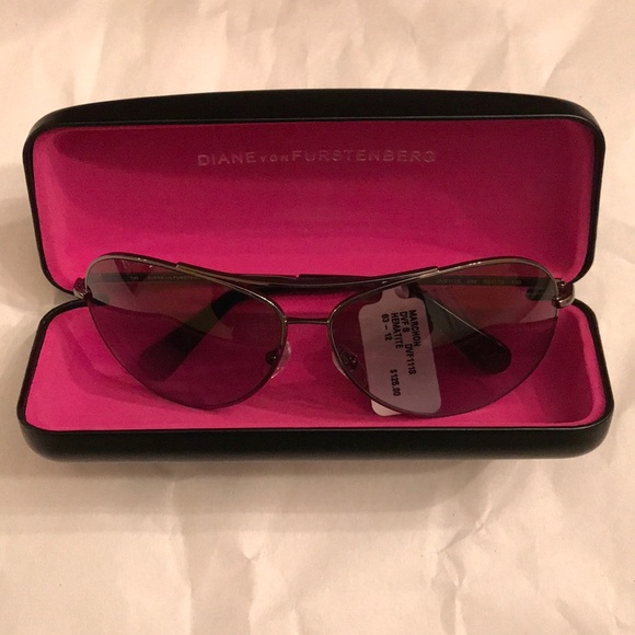 DVF Sunglasses - Picture 2 of 6